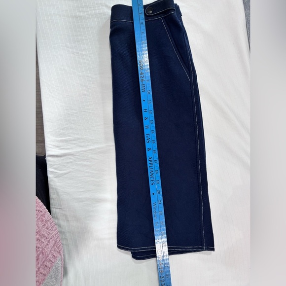 π Ann Taylor Factory Navy Blue Pencil Skirt with White Stitch Detail β Size 0π - Picture 5 of 10